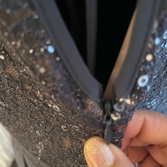 NW Women Dress - Picture 11 of 15